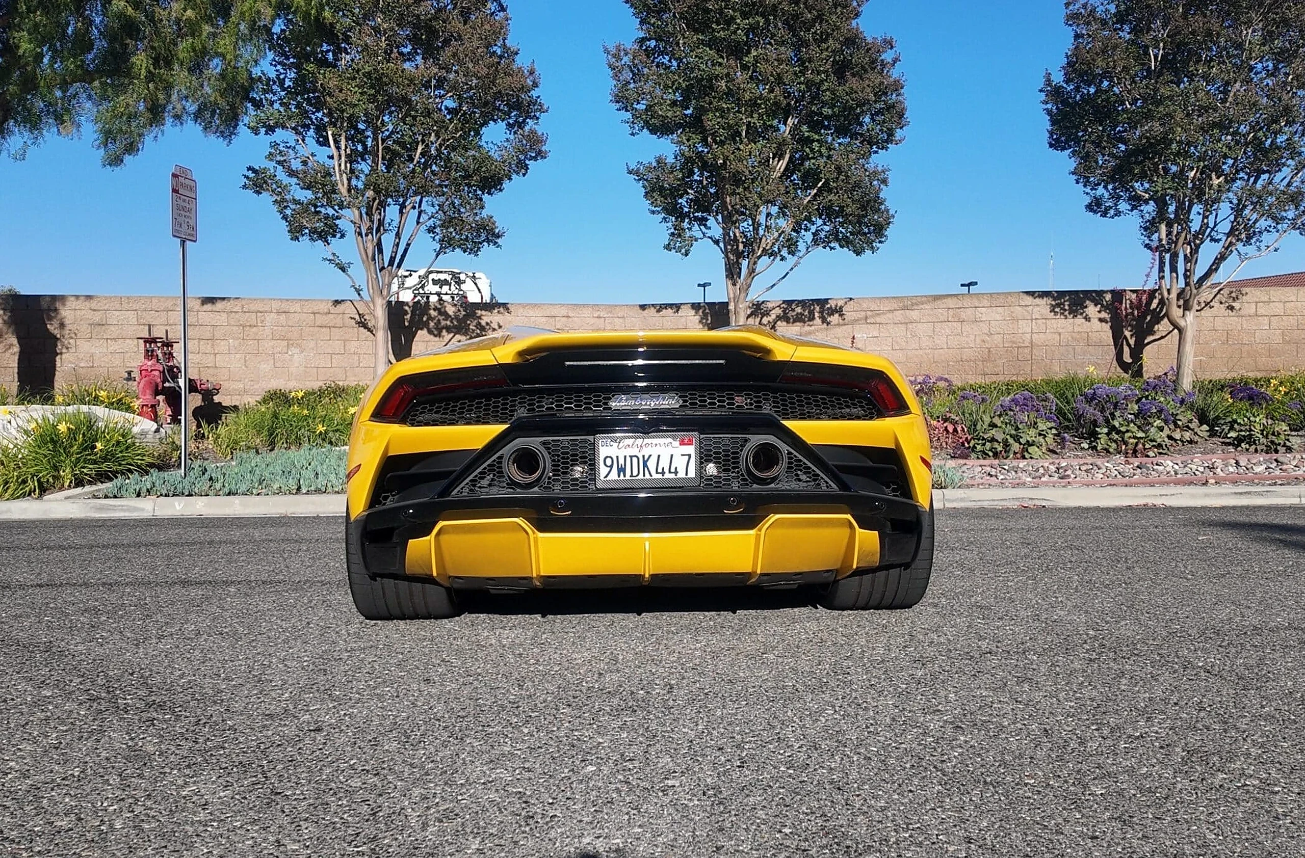 Lamborghini Huracán EVO Spyder detail relevant to weekend exotic rentals on THE LUX CAR