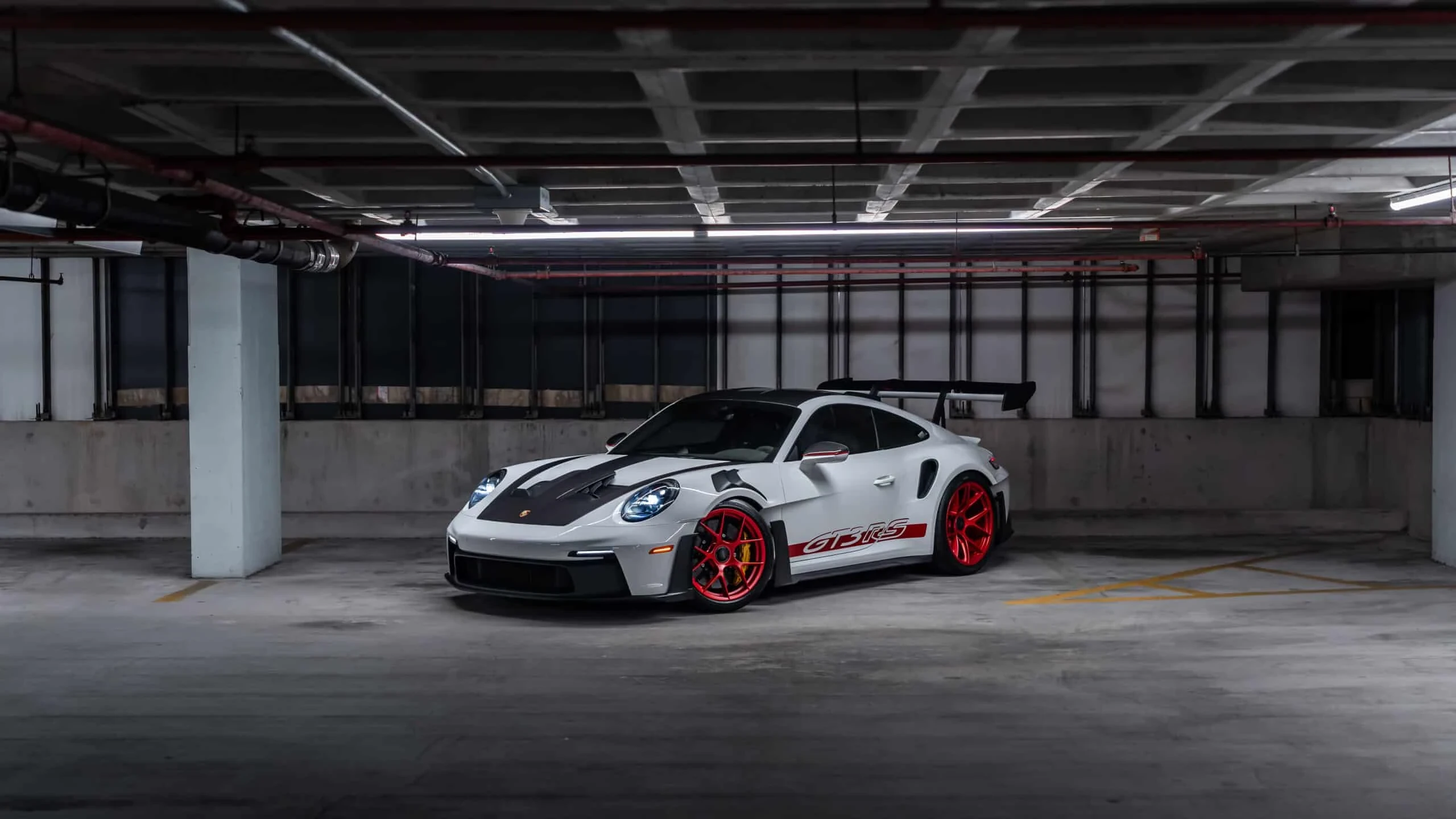 Porsche 911 GT3 RS exterior for miami grand prix exotic car rentals